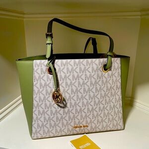 Michael Kors Signature Tote Bag (Large)